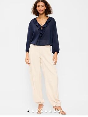 Old Navy Twill Mid-Rise Barrel Leg Pants Ecru Size: L Inseam: 27”